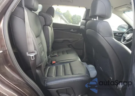 2017 Kia Sorento Ex z USA, uszkodzony, nr VIN 5XYPHDA52HG224692